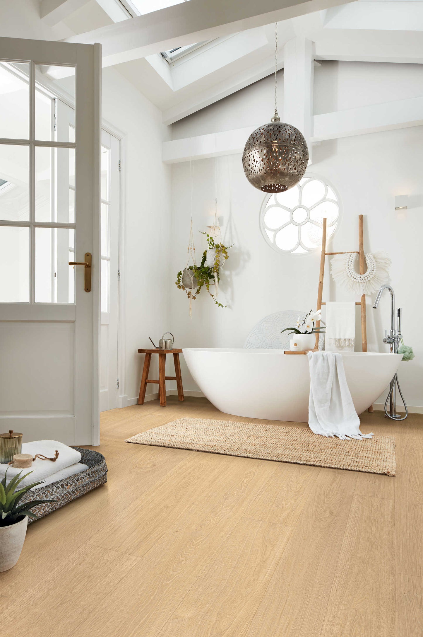MEISTER | LL 250 | MeisterDesign. laminate | Laminatboden | Taleiche hell | 07144 | Porensynchron-Struktur