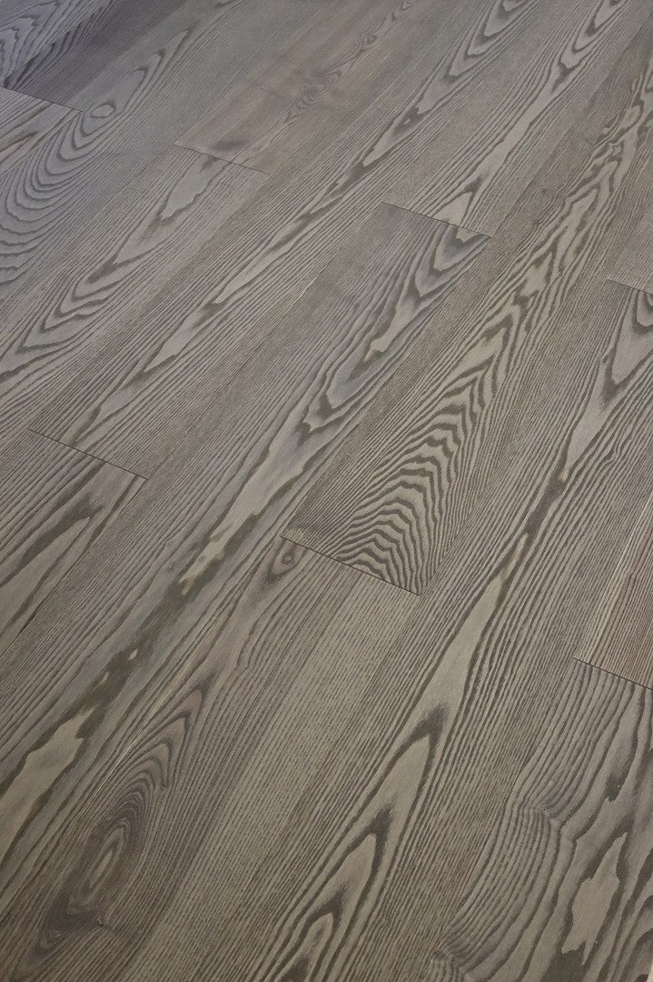 Admonter | Parkett | Kernesche Mirage | basic | gebürstet | Nut & Feder