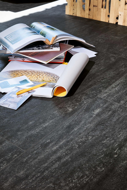 MEISTER | DB 500 S | MeisterDesign. next | Design flooring | Black Lava | 07323 | Natural Stone structure