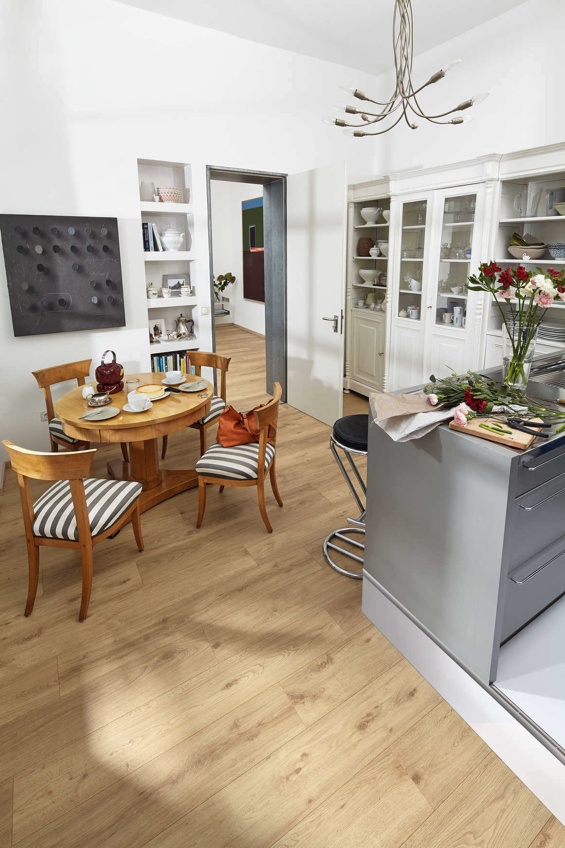 MEISTER | LD 150 | MeisterDesign. laminate | Laminate flooring | Chiemsee oak light | 06376 | Wood finish matt structure