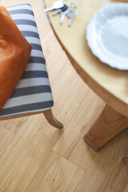 MEISTER | LD 150 | MeisterDesign. laminate | Laminate flooring | Chiemsee oak light | 06376 | Wood finish matt structure
