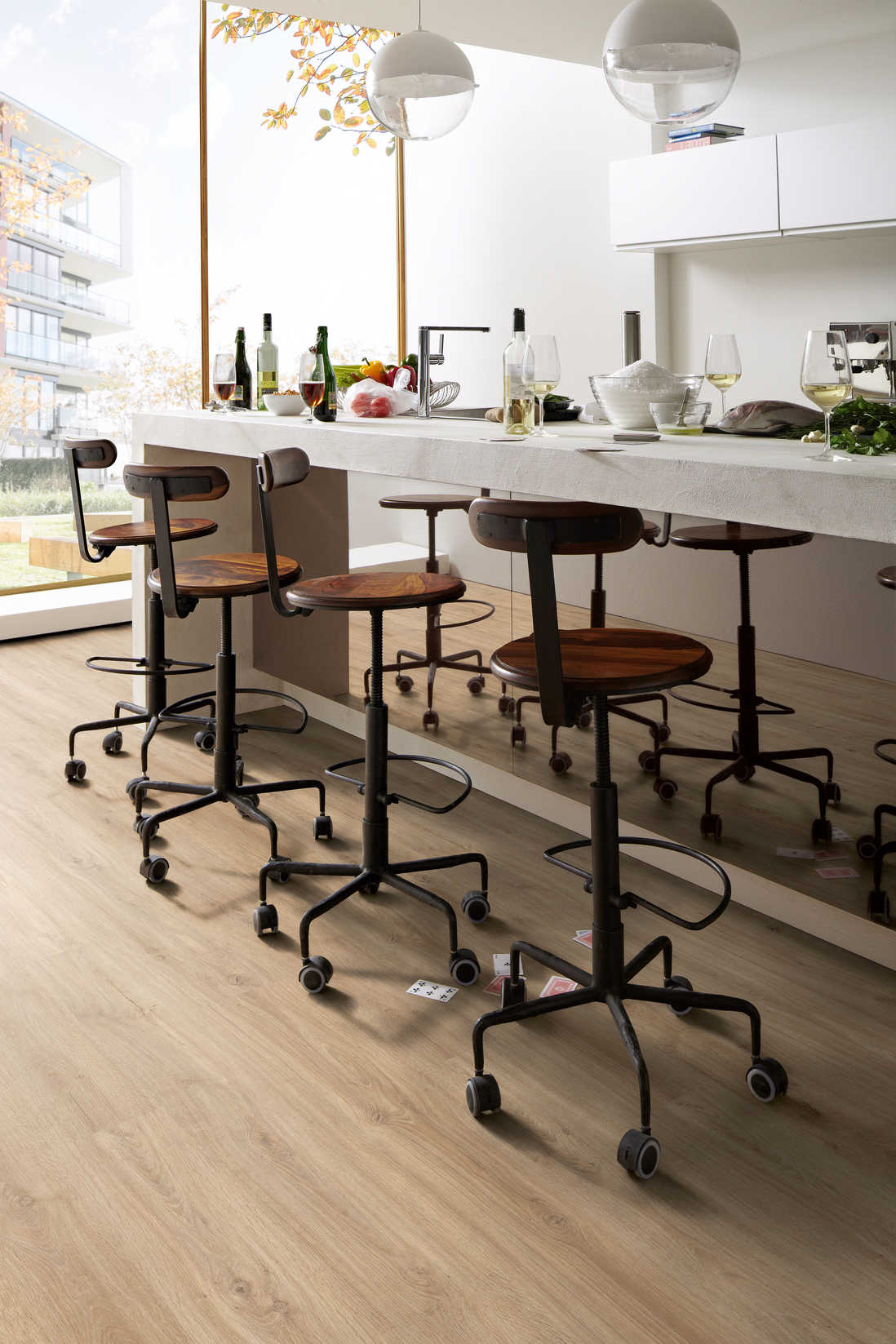 MEISTER | LC 150 | MeisterDesign. laminate | Laminate flooring | Oak Casablanca | 06414 | Pore-synchronized structure