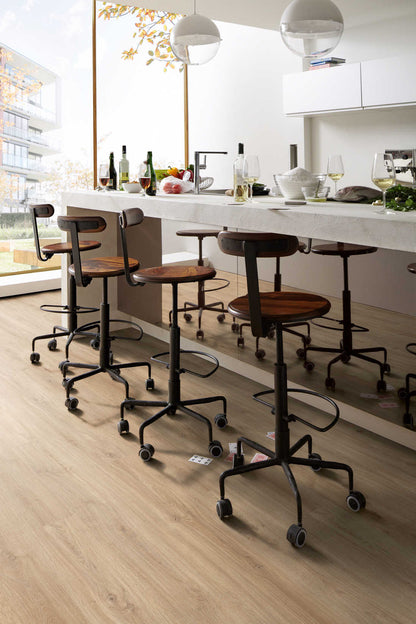 MEISTER | LC 150 | MeisterDesign. laminate | Laminate flooring | Oak Casablanca | 06414 | Pore-synchronized structure