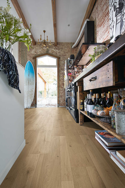 MEISTER | LC 55 S | MeisterDesign. laminate | Laminate flooring | Natural Oak | 06675 | Easy-to-clean structure