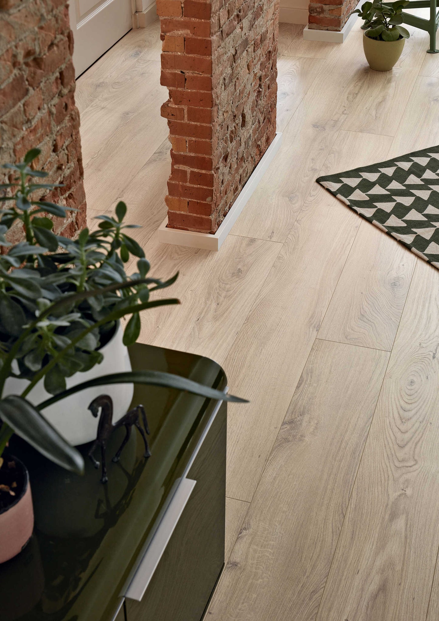 MEISTER | DL 500 S | MeisterDesign. next | Designboden | Schlosseiche pure | 06840 | Porensynchron-Struktur