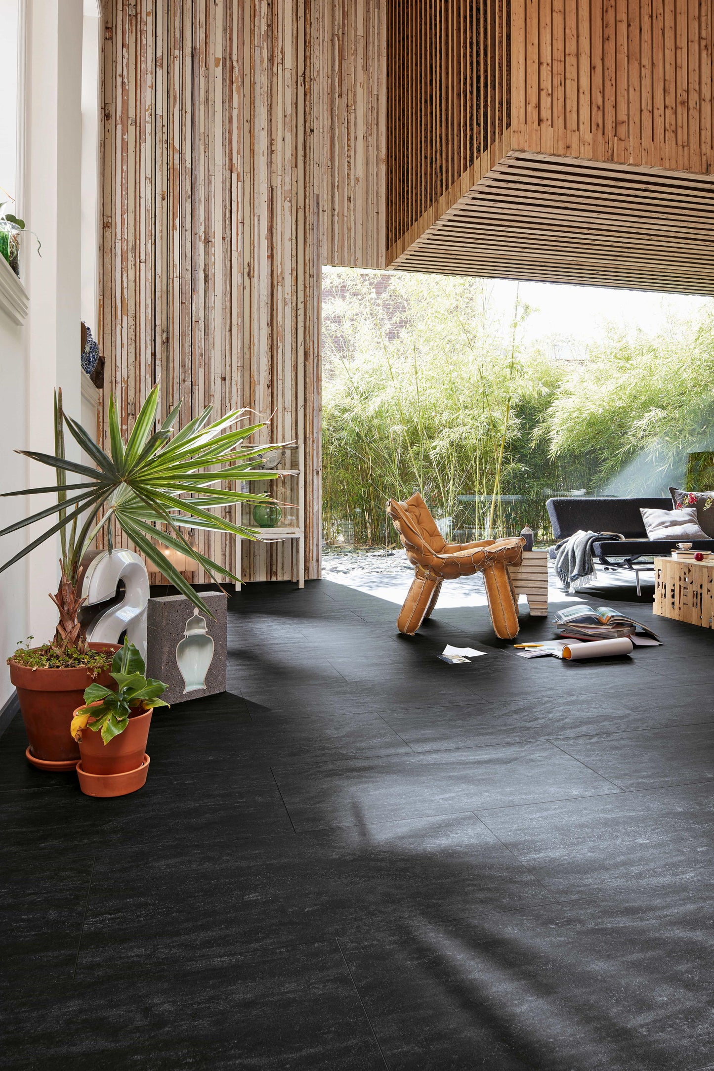 MEISTER | DB 500 S | MeisterDesign. next | Design flooring | Black Lava | 07323 | Natural Stone structure