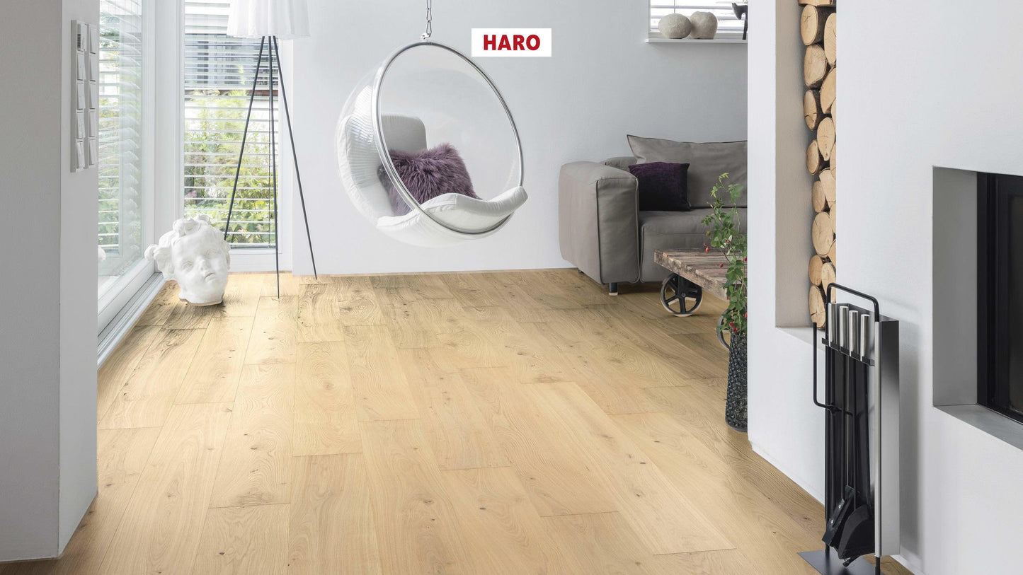 HARO PARKETT 4000 Landhausdiele Plaza 240 4V Eiche lichtweiß Markant strukturiert naturaLin plus Top Connect