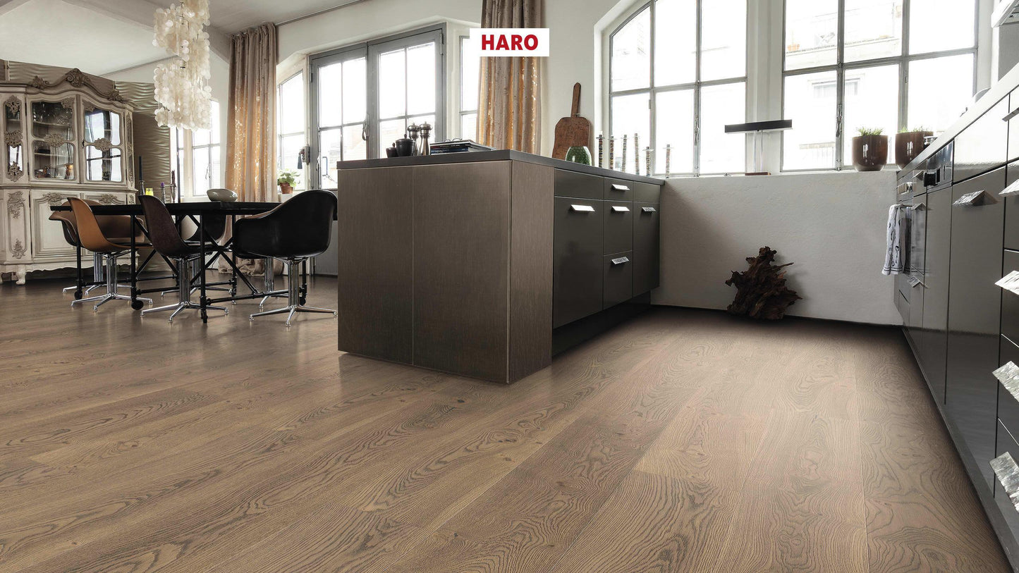 HARO PARKETT 4000 Landhausdiele Plaza 240 4V Eiche tabakgrau Universal alpin strukturiert naturaLin plus Top Connect