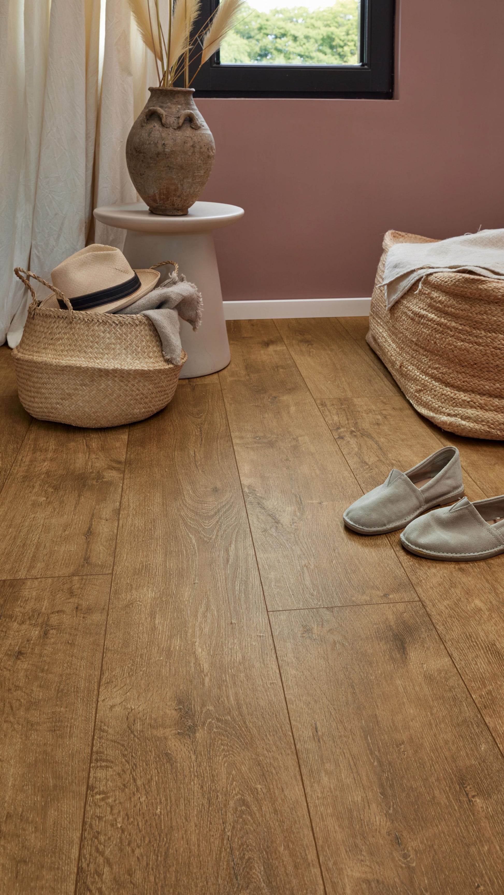 MEISTER | DD 400 | MeisterDesign. flex | Designboden | Stieleiche cognac | 06949 | Porensynchron-Struktur