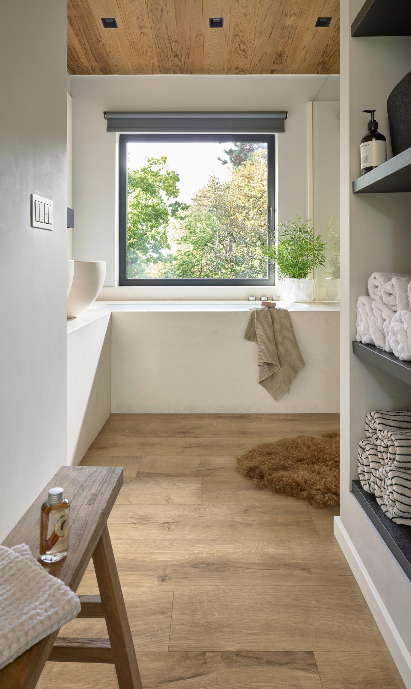 MEISTER | DD 500 S | MeisterDesign. next | Designboden | Risseiche Terra | 06439 | Natural Wood-Struktur