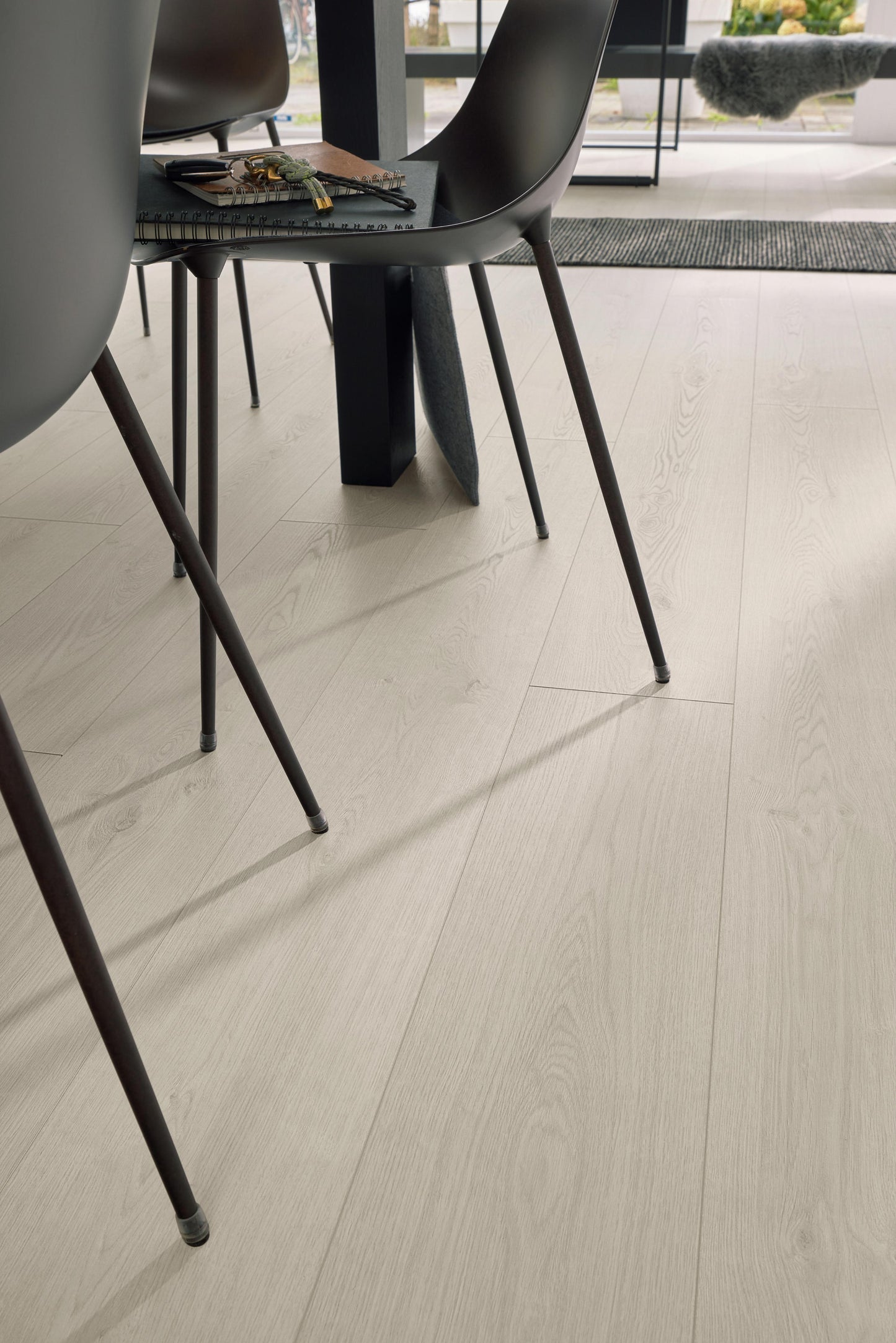 MEISTER | DL 600 S | MeisterDesign. comfort | Designboden | Eiche mountain white | 07124 | Porensynchron-Struktur