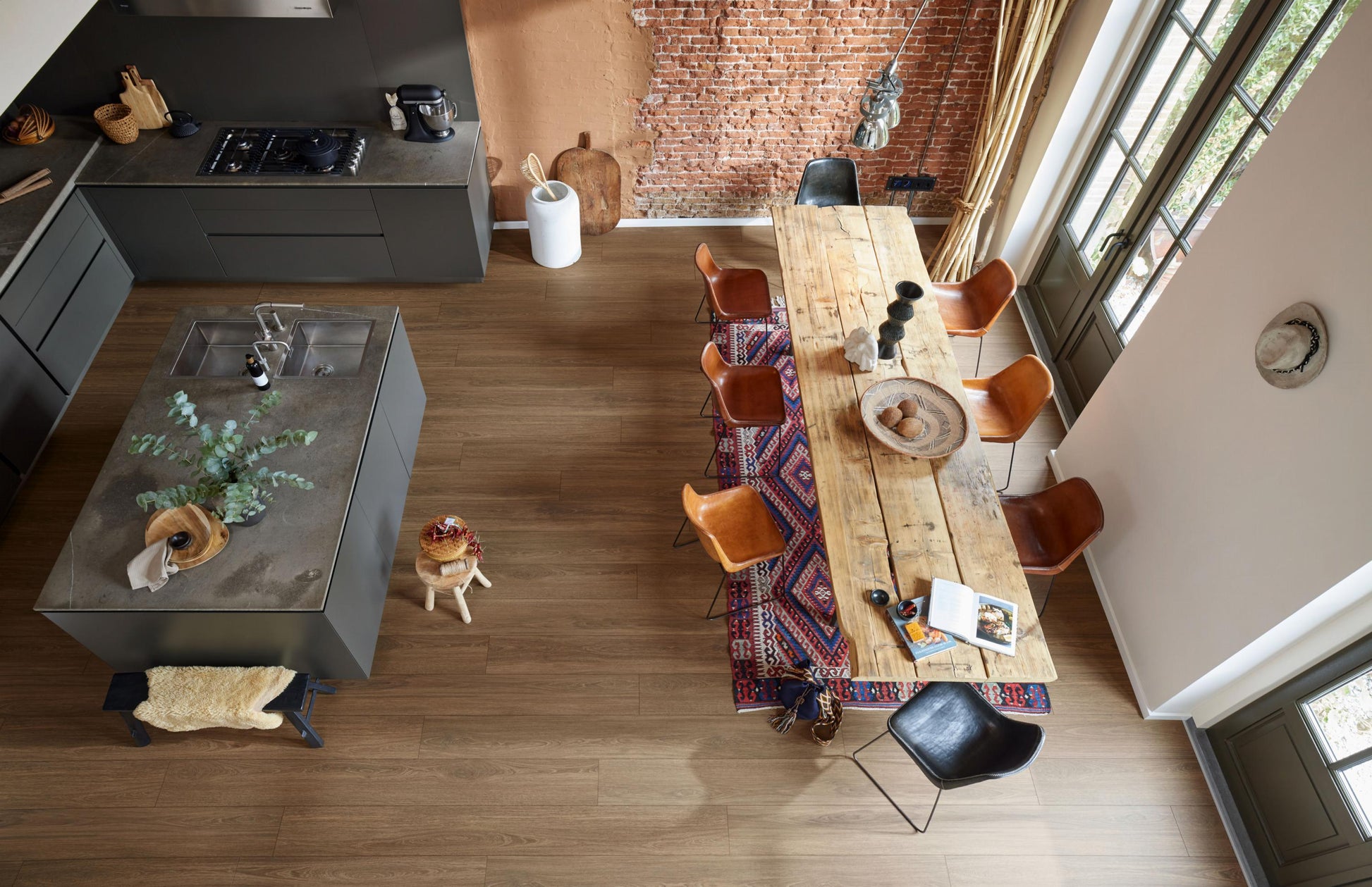 MEISTER | DL 600 S | MeisterDesign. comfort | Designboden | Princess Oak dunkel | 07134 | Porensynchron-Struktur