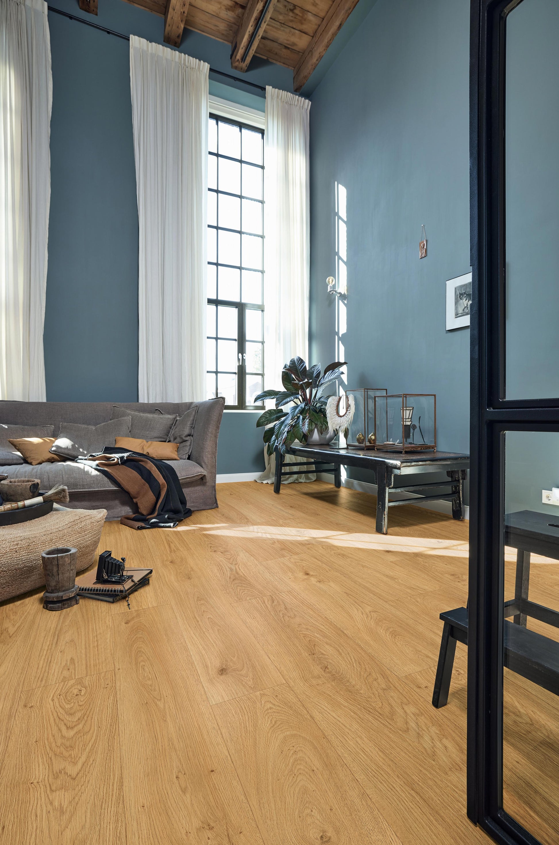 MEISTER | LD 250 | MeisterDesign. laminate | Laminatboden | Ufereiche honig | 07127 | Porensynchron-Struktur